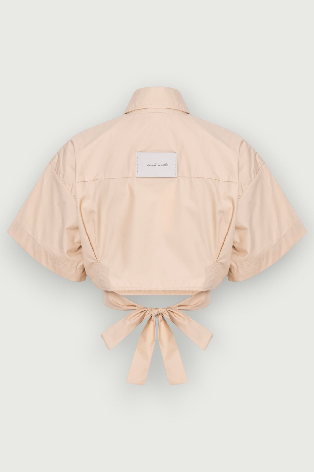 Camisa Cropped Transpasse Bege Karoline Vitto, vista traseira
