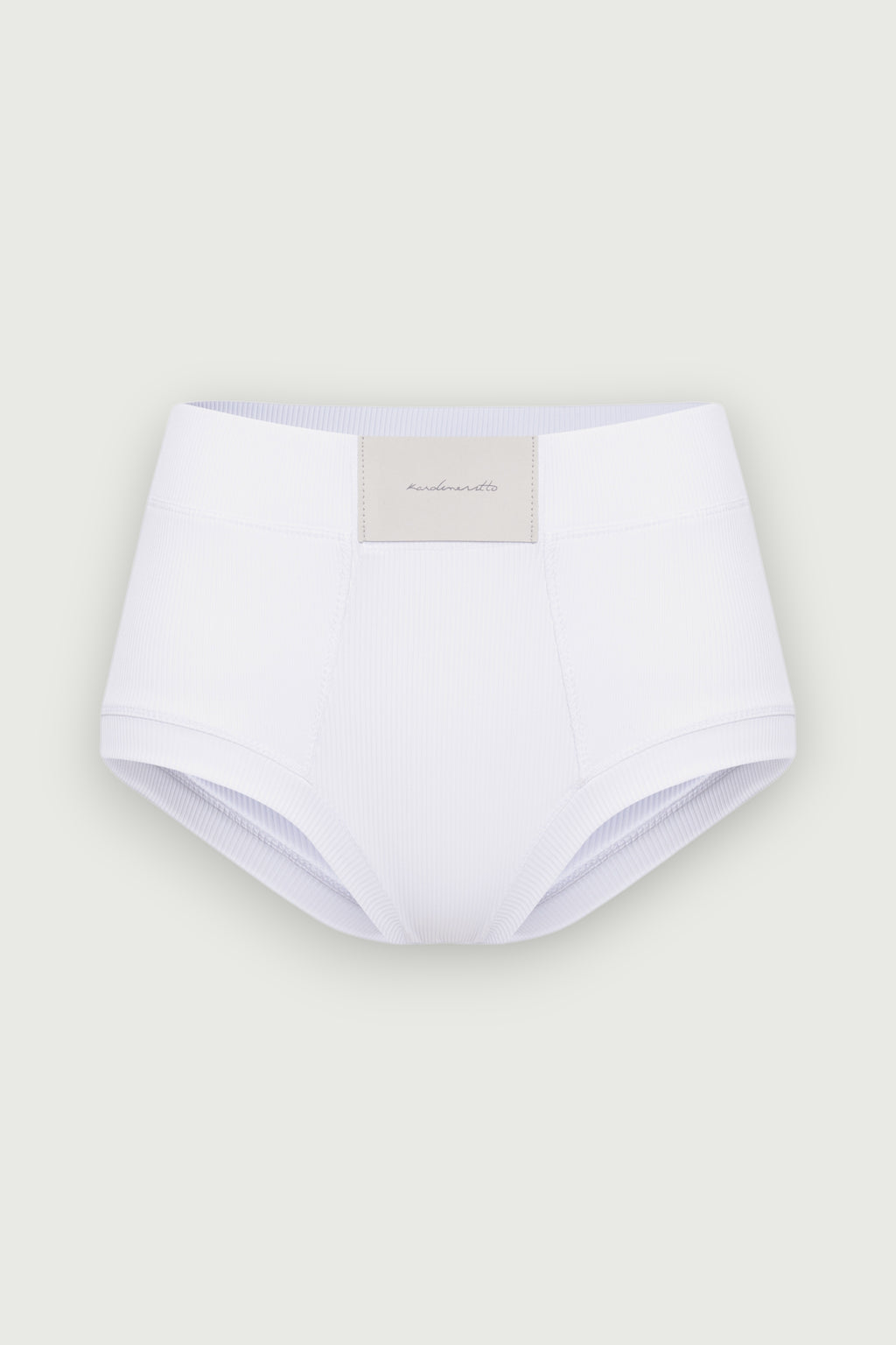 Shortinho Underwear KV Branco Karoline Vitto, vista frontal