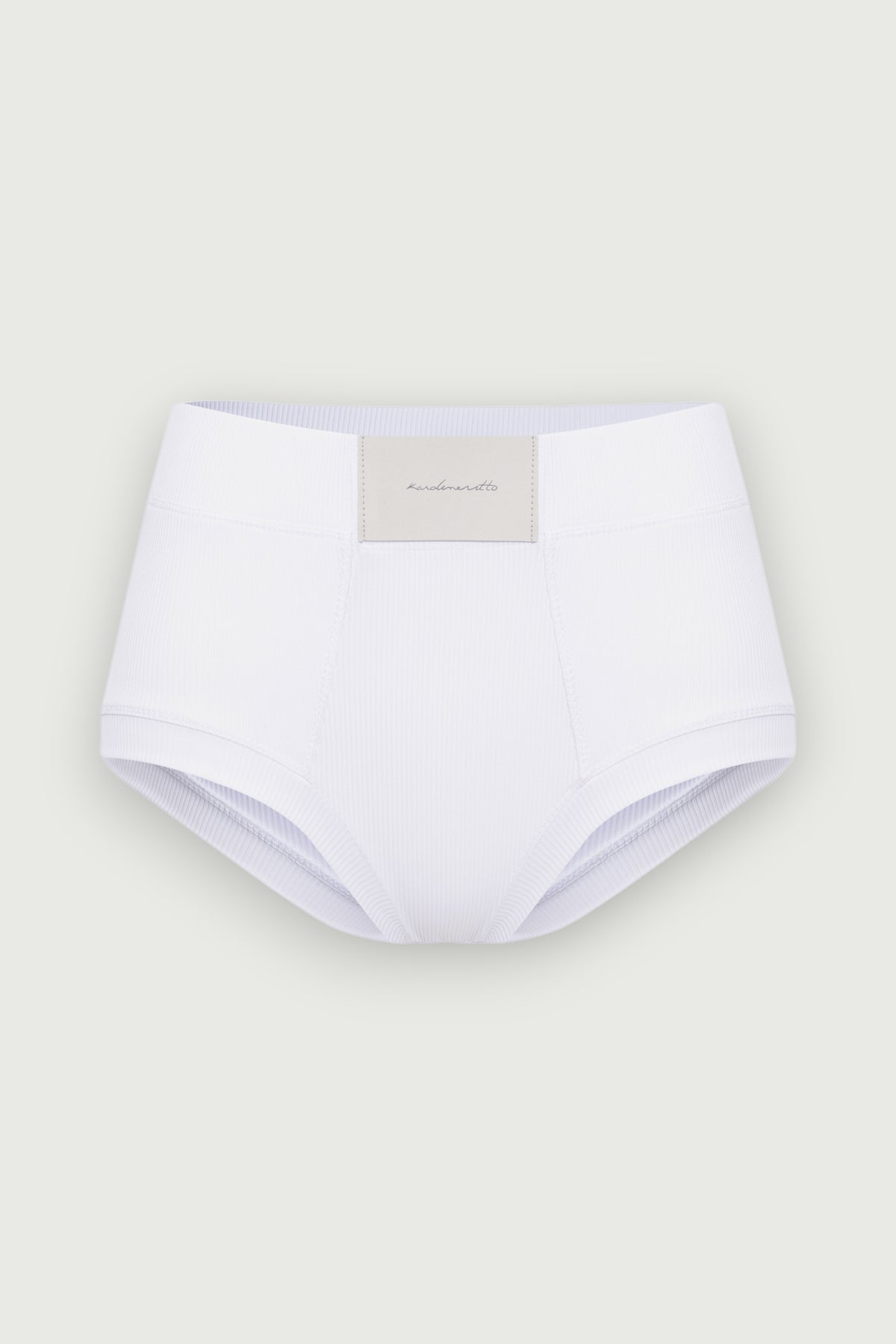 Shortinho Underwear KV Branco Karoline Vitto, vista frontal
