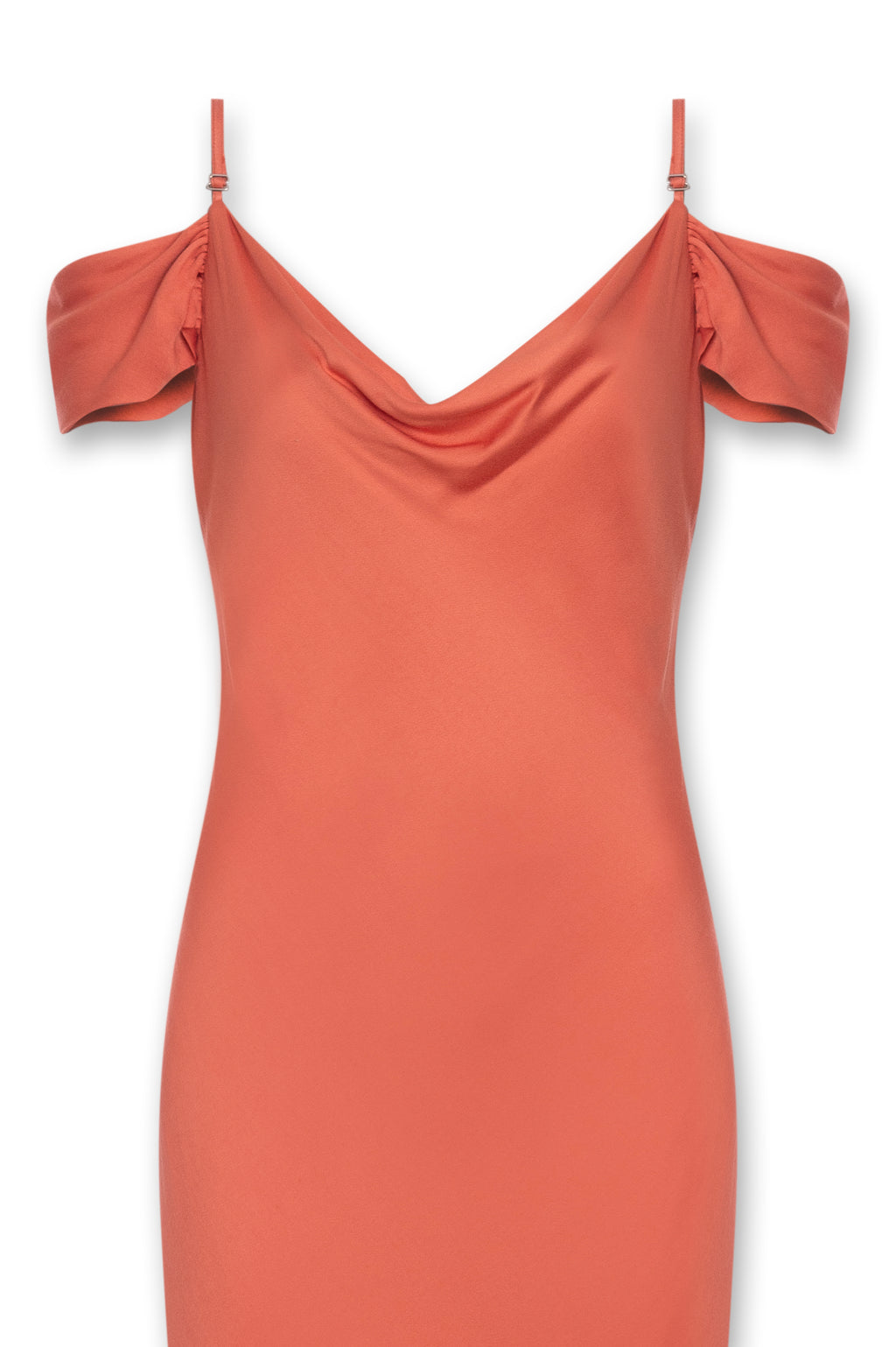 Detalhe do decote e das manguinhas do Vestido Enviesado Manguinhas Laranja Karoline Vitto